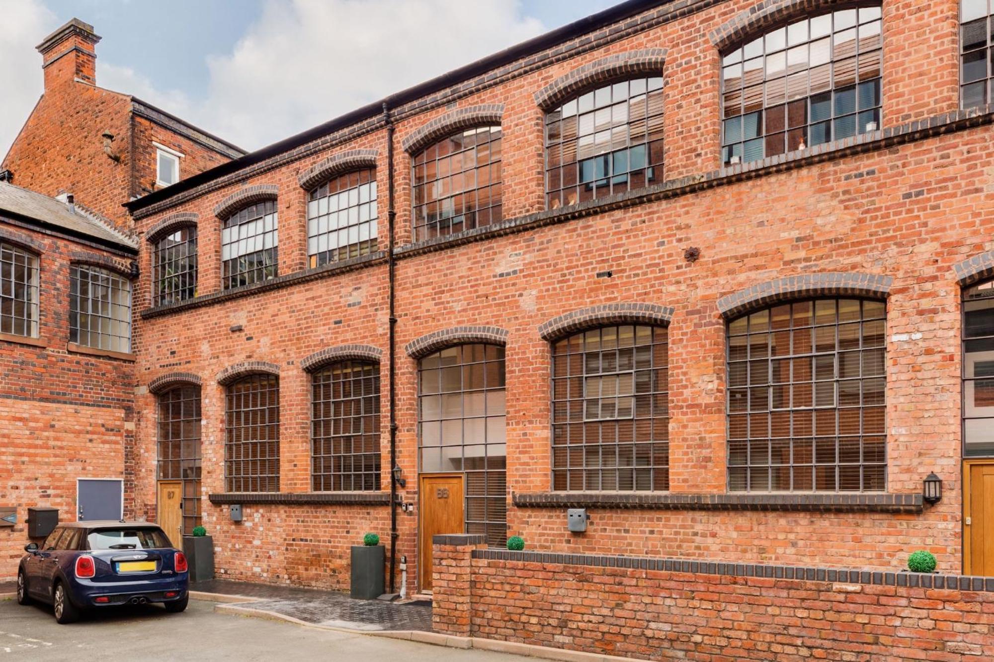High End Luxury Townhouse In Jq, 4 Bedrooms, Flat Screen Tv In All Rooms, Free Parking, Near Birmingham City Centre Deposit Required Eksteriør billede